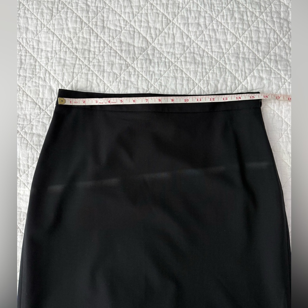 Banana Republic Classic Black Pencil Skirt - Picture 3 of 6
